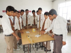 C College Phy Lab (1) (Small)